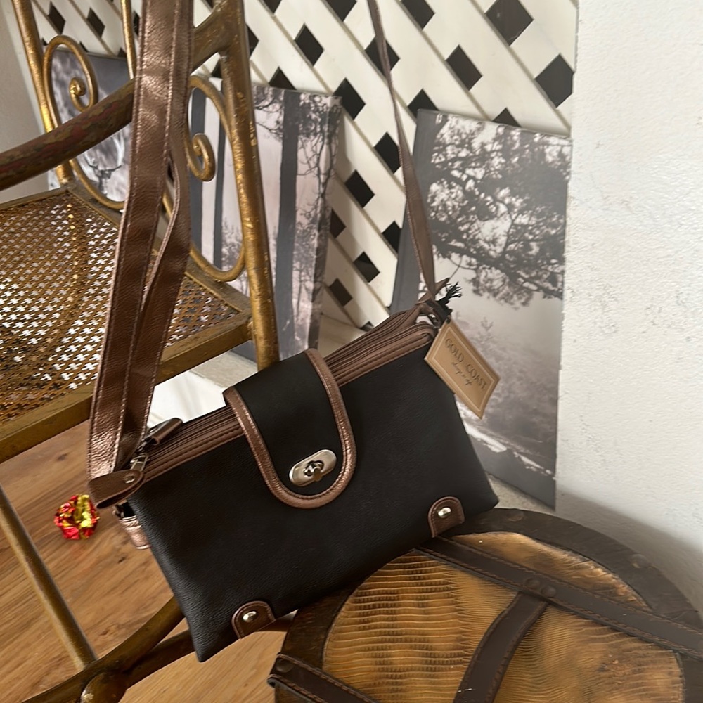 New with tags Gold Coast purse